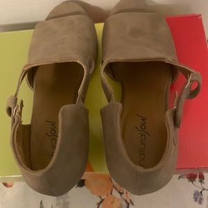 Natural Sole Women’s Suede Wedge shoes , 6M